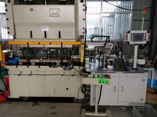 沖壓連線組裝機